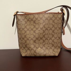 Coach Val duffel bag in signature canvas